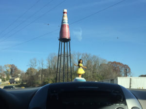 hanakahi-and-the-big-catsup-bottle-of-collinsville