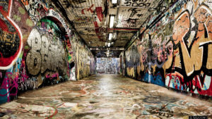 hip-hop-graffity-in-the-wall-background-wallpaper